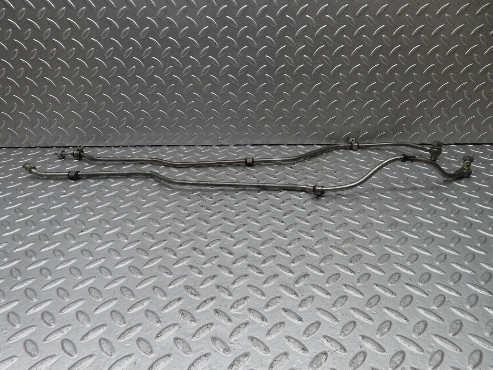 21598 Mercedes-Benz W126 300SE Gearbox Oil Pipe Hose