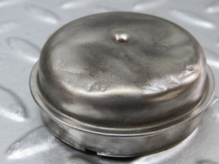 25654 Mercedes-Benz W124 280E Wheel Hub Locking Cap