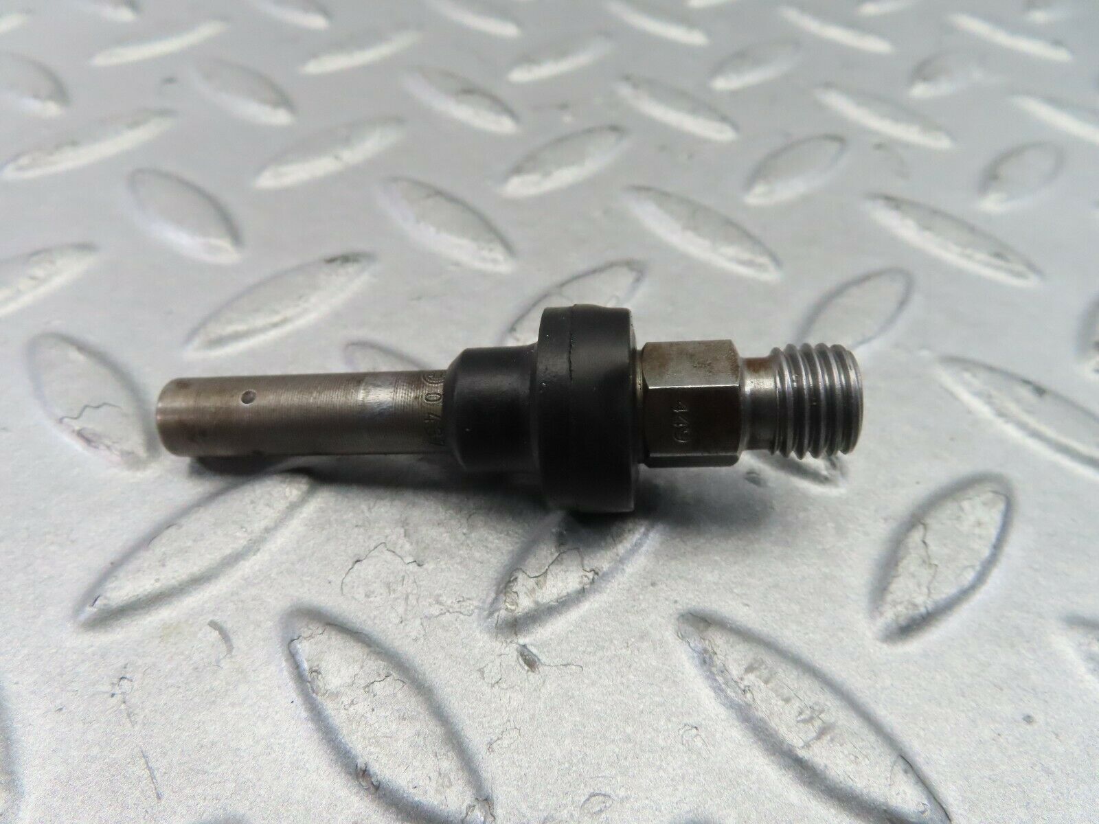 7786 Mercedes-Benz S123 230TE Wagon Fuel Injector Bosch 0437502010