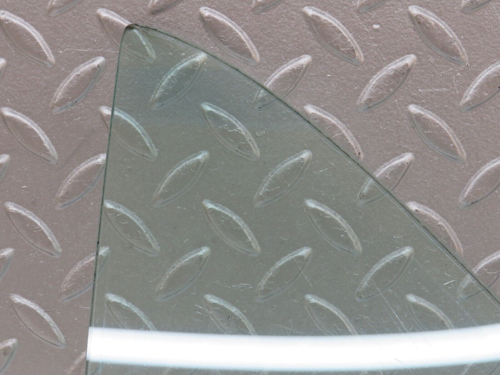 35794 Mercedes-Benz W108 Rear Left Quarter Window Glass