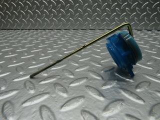 S123 Wagon fuel tank flap cap vacuum actuator used OEM