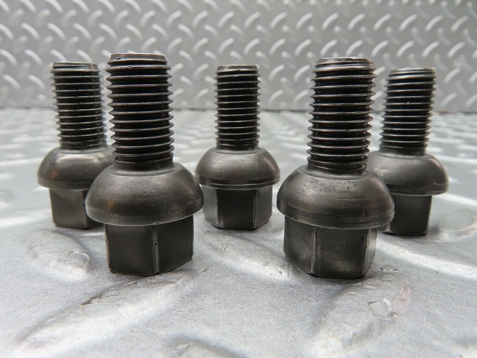 20536 Mercedes-Benz 5x Alloy Wheel Lug Bolt M12x1.5