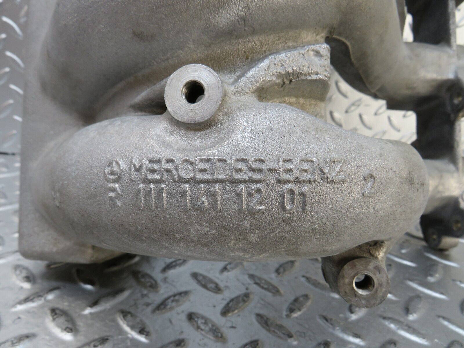 26663 Mercedes-Benz C124 220CE Coupe Intake Manifold 1111411201