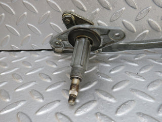 W109 windscreen wiper linkage used OEM