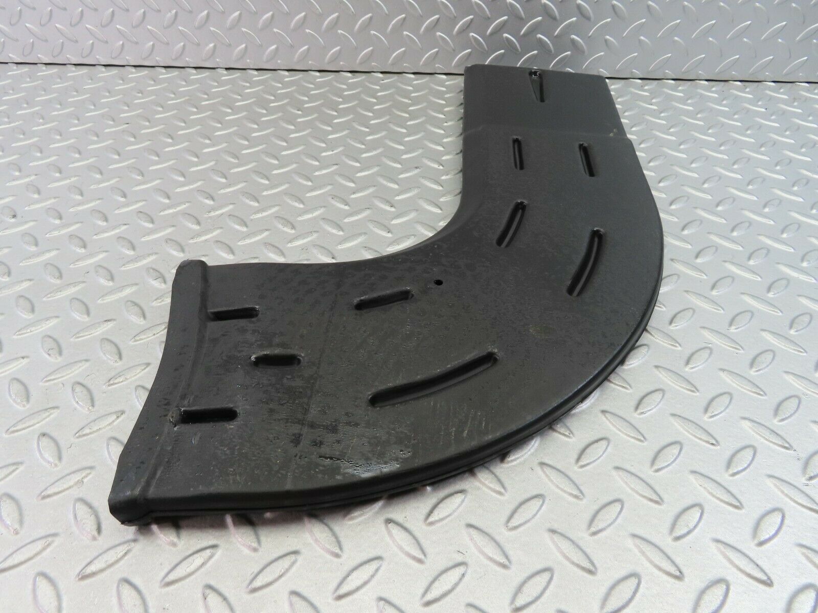 7646 Mercedes-Benz S123 230TE Wagon Heating Air Duct Right Side 1238311046