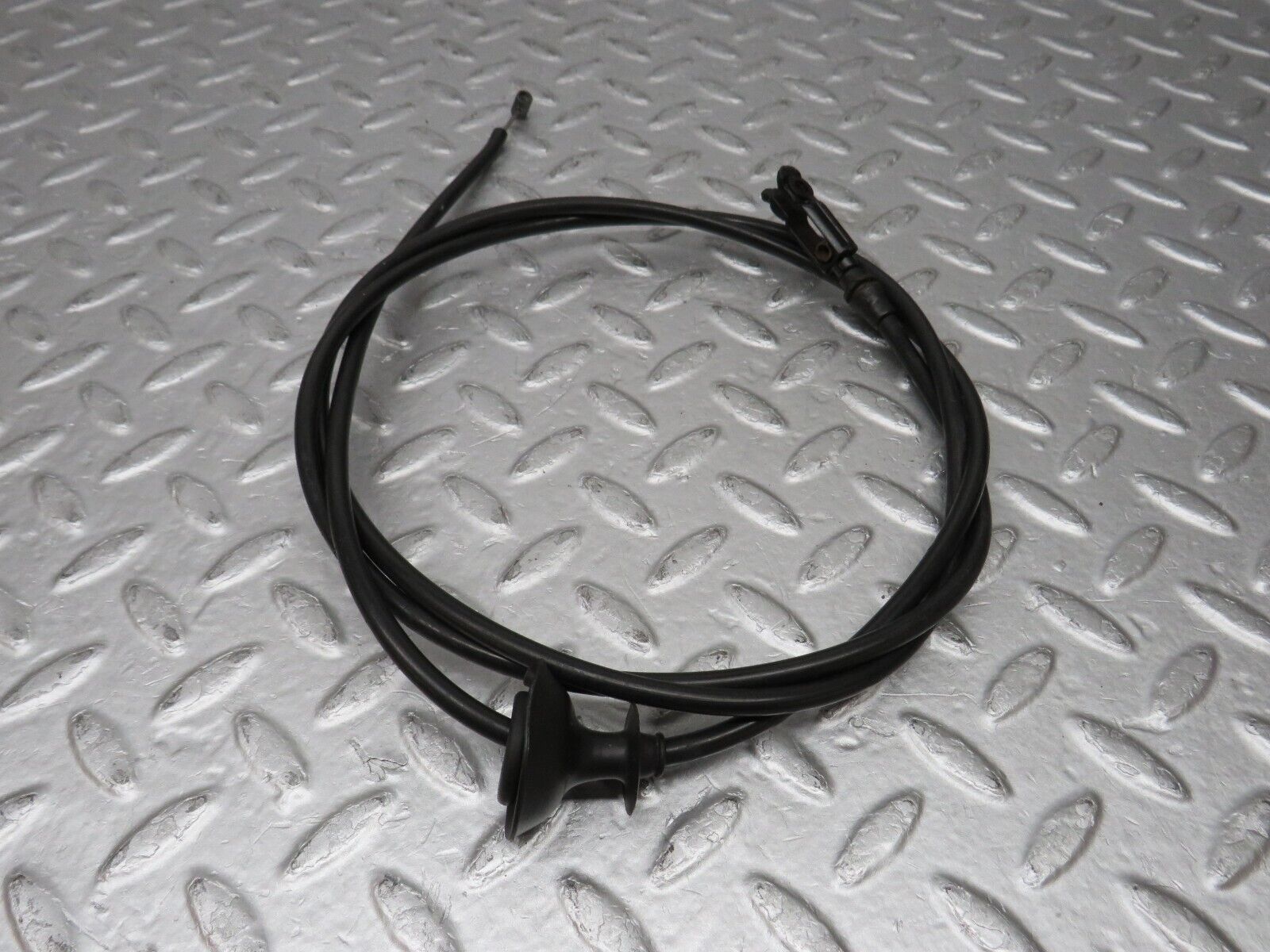 36710 Mercedes-Benz W201 190E 2.0L Bonnet Release Cable