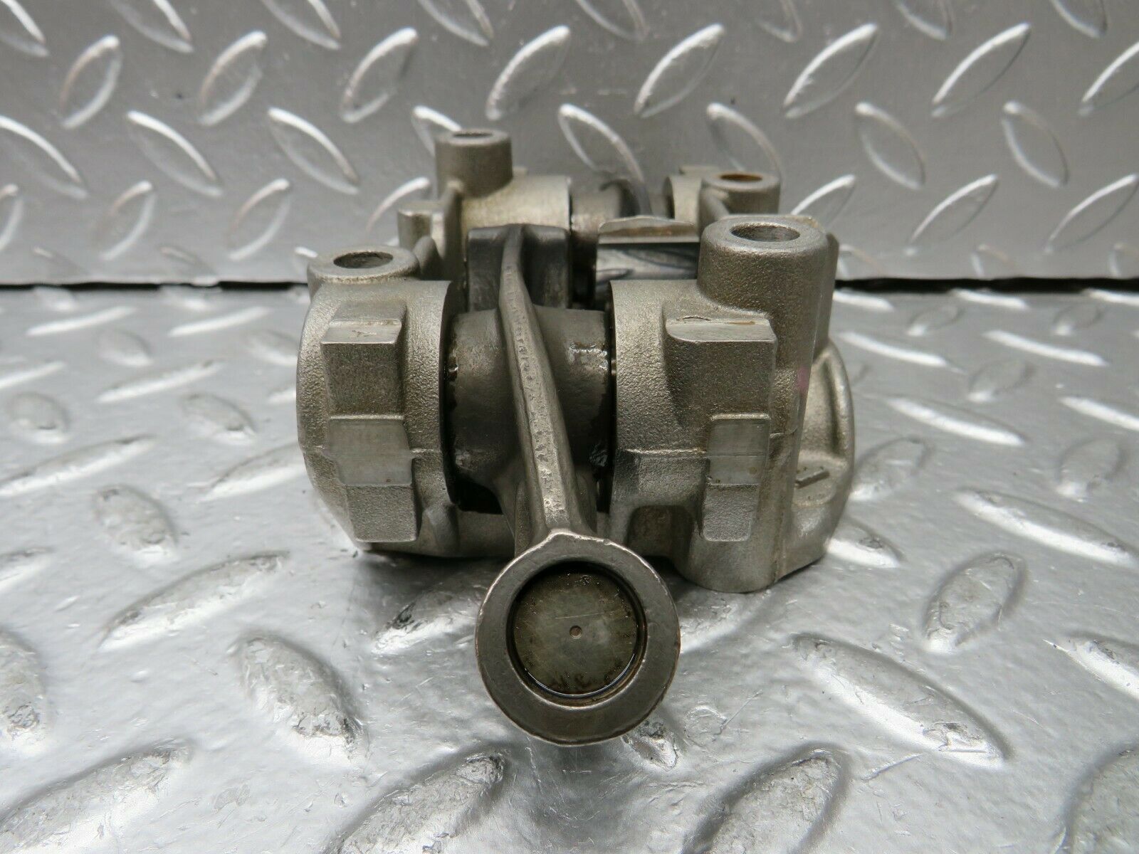 23072 Mercedes-Benz C123 230CE Coupe Rocker Arms Camshaft Bearing Block 1020512110