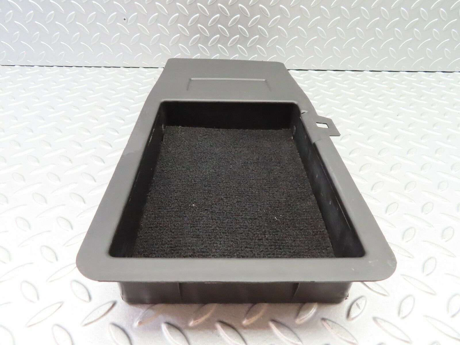 6066 Mercedes-Benz W126 380SE Rear Left Parcel Shelf Storage 1268430407