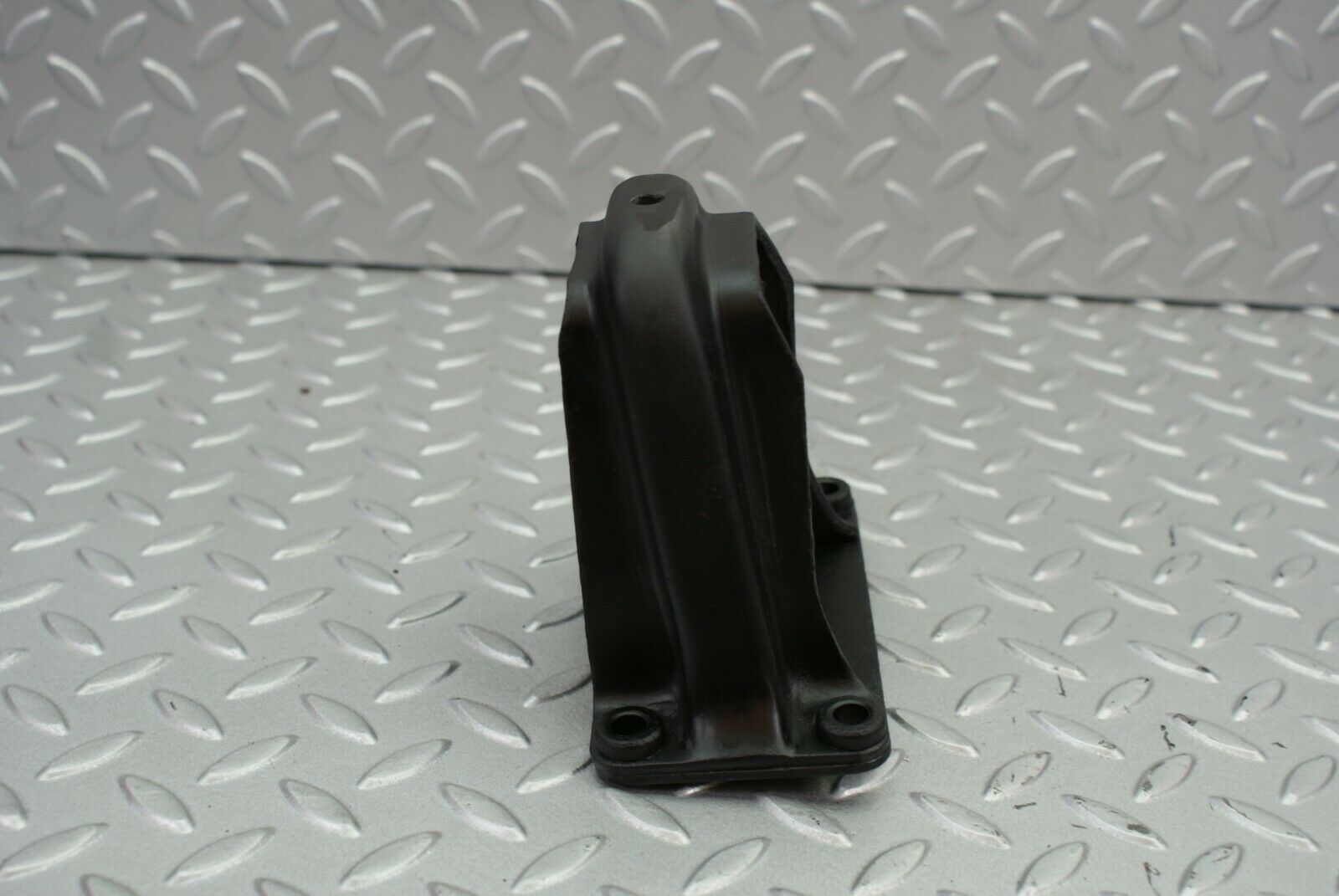 2567 Mercedes-Benz W116 350SE Rear Differential Mount