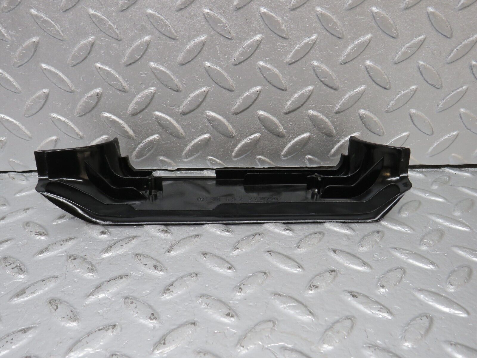 40559 Mercedes-Benz W123 300D B Pillar Bottom Cover Right Black 1236922222