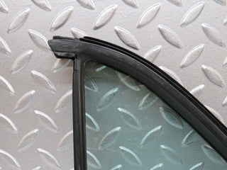 0626 Mercedes-Benz W123 230E Right Rear Door Quarter Glass 1237350224