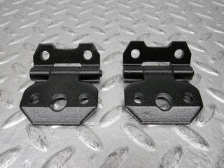 30864 Mercedes-Benz W201 190E 2.0L Left Door Hinge Pair