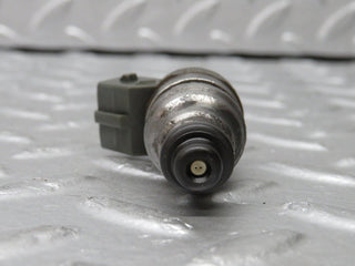W124 Cabriolet fuel injector used OEM