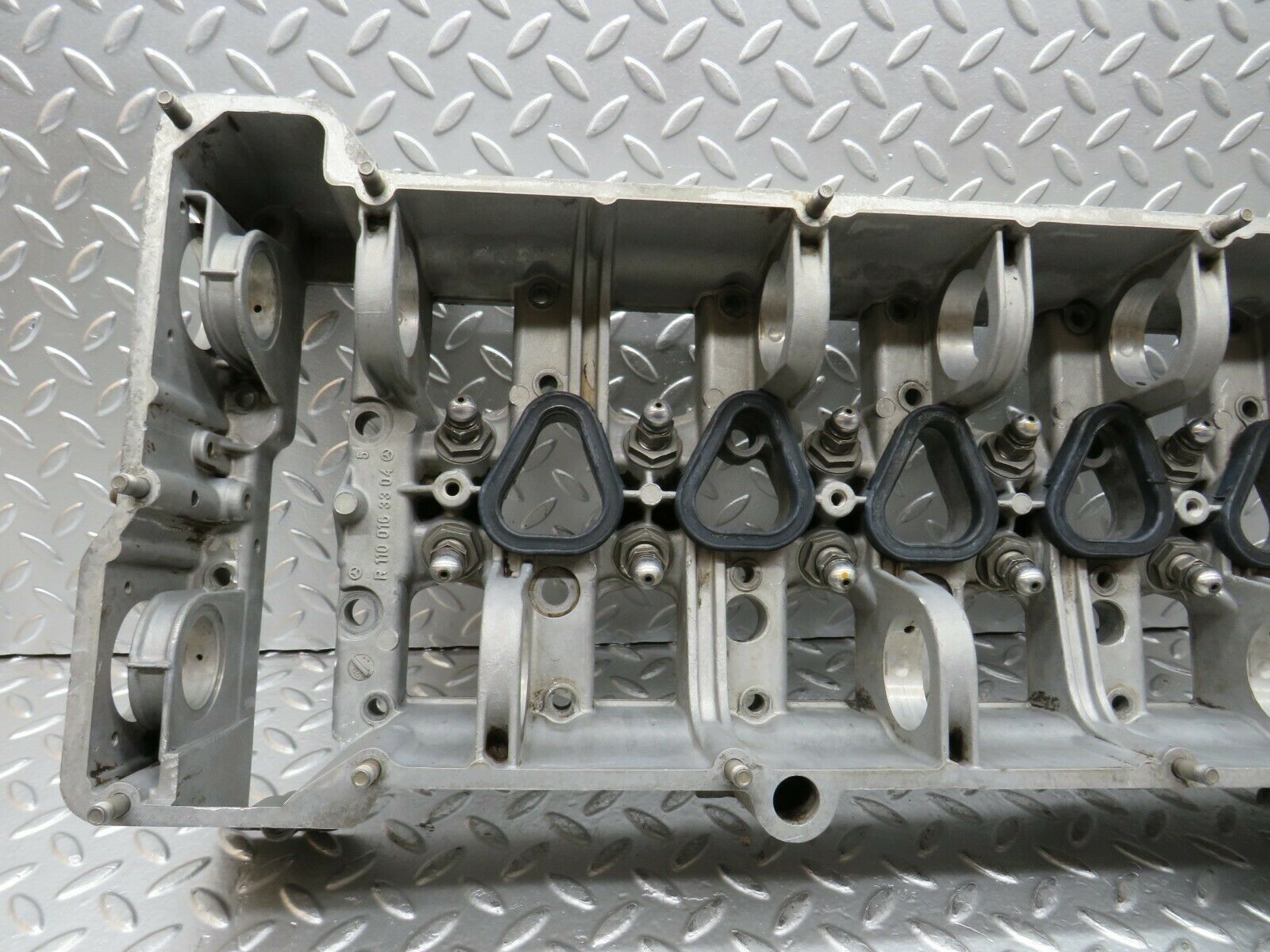 24128 Mercedes-Benz W123 280E Camshaft Bearing Casing 1100163304