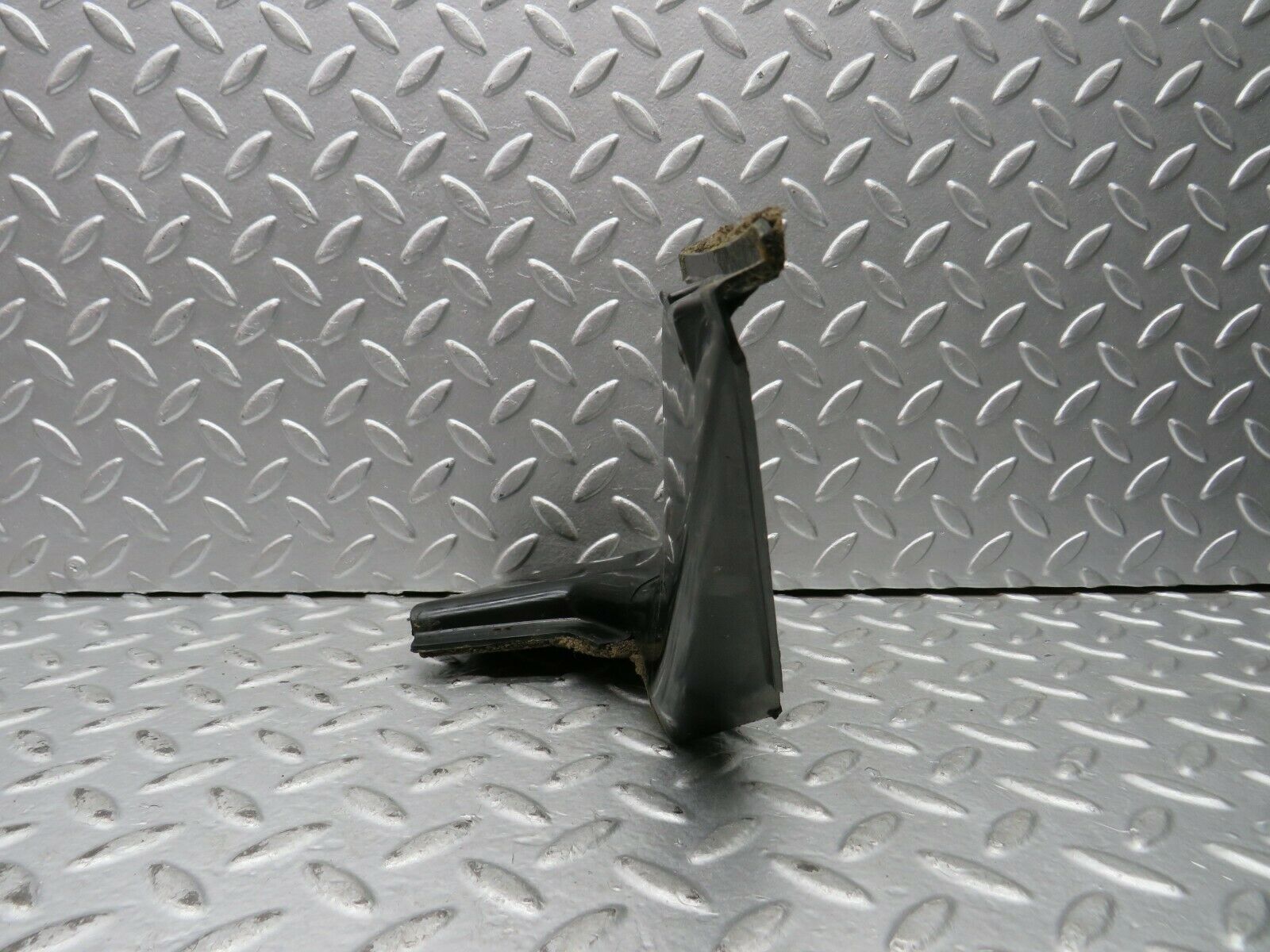 22237 Mercedes-Benz S123 280TE Wagon Water Drain Right Side 1238300428