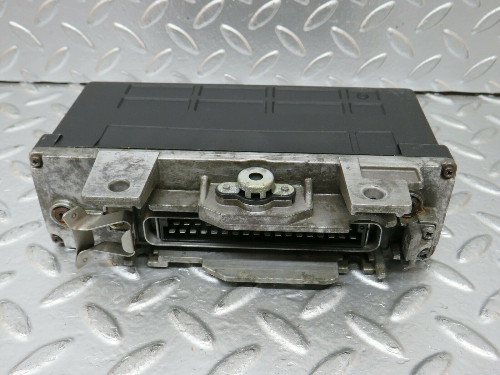 24339 Mercedes-Benz S124 220TE Wagon ABS Control Unit ECU Bosch 0055455132