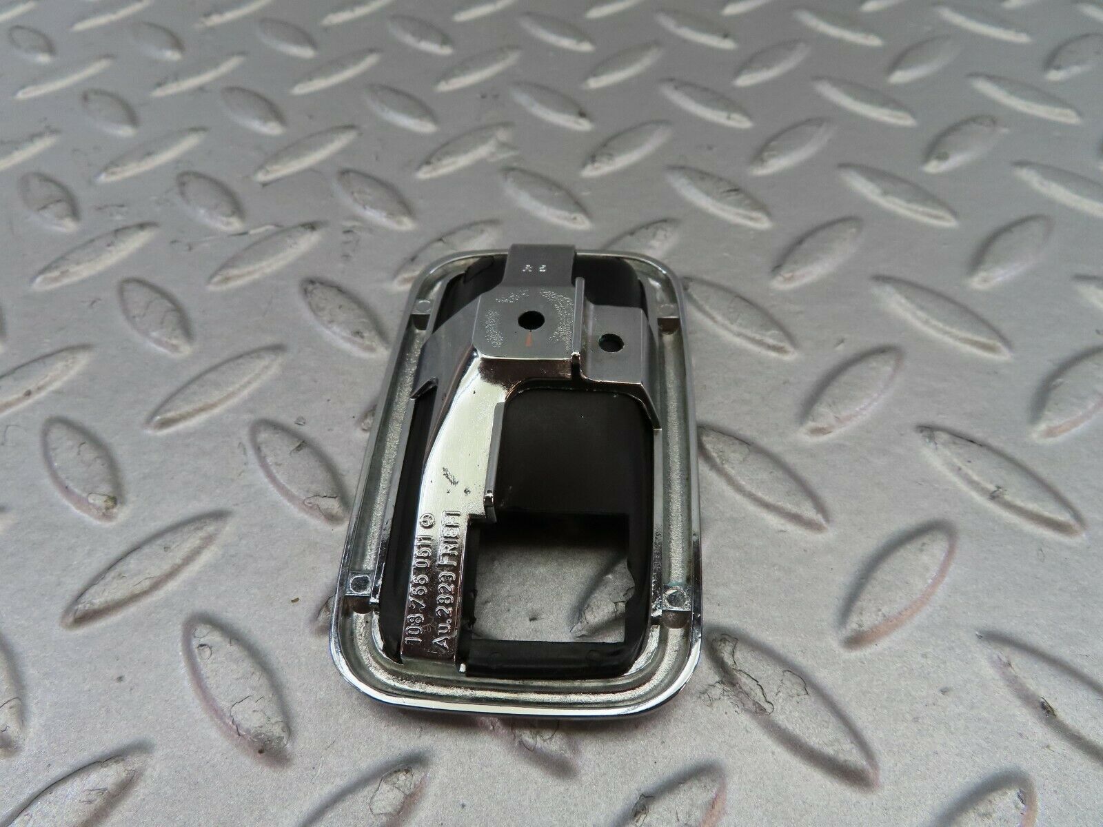 7591 Mercedes-Benz S123 230TE Wagon Chrome Frame For Door Handle 1087660611