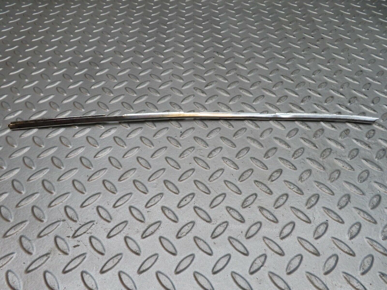 12652 Mercedes-Benz W111 220SE Front Left Rear Window Channel
