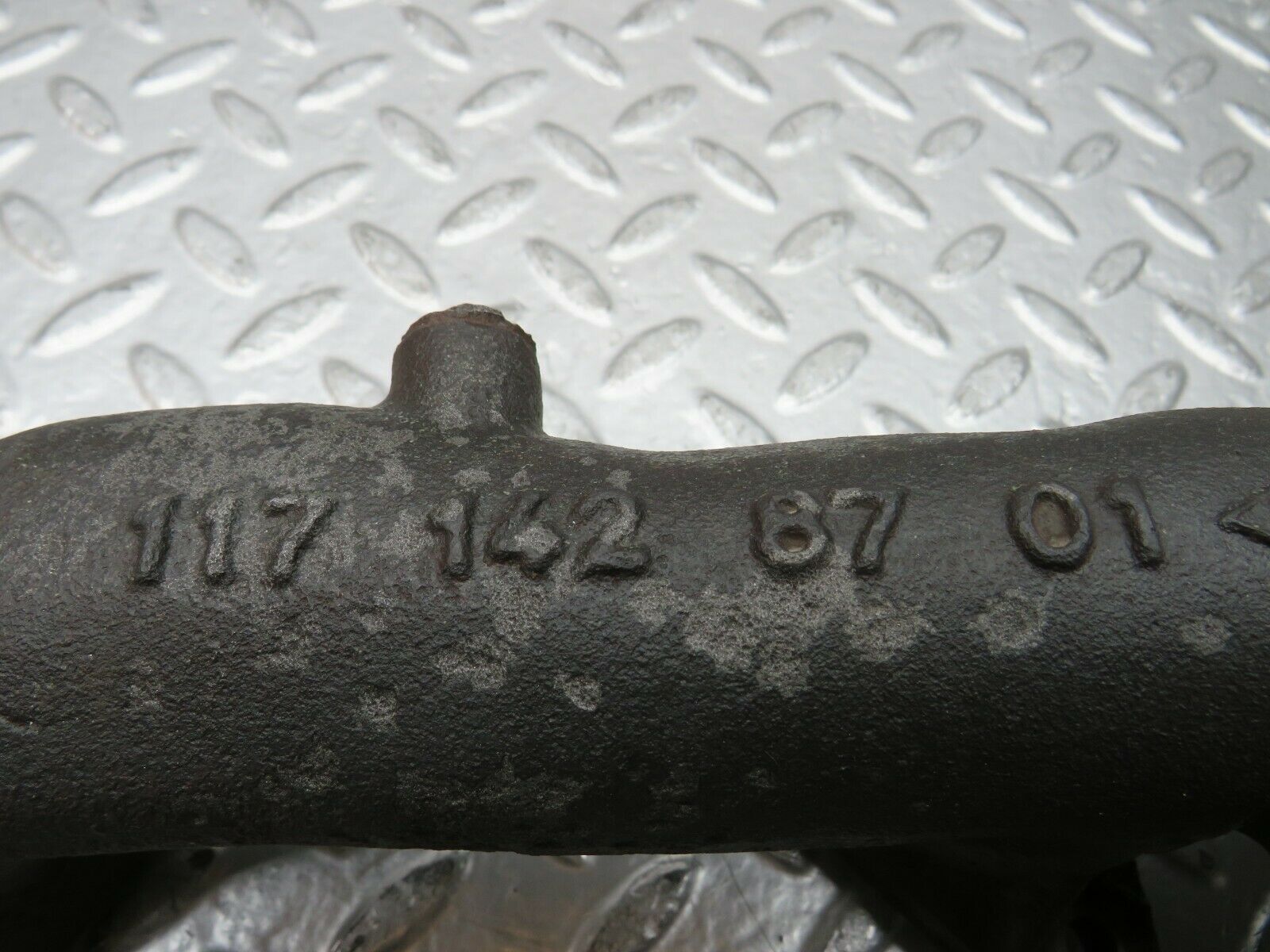 22835 Mercedes-Benz C107 450SLC Coupe Exhaust Manifold Right 1171428701
