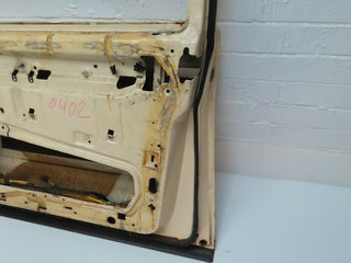 4079 Mercedes-Benz S123 200T Wagon Front Right Door With Lower Trim