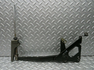 22072 Mercedes-Benz S123 280TE Wagon Handbrake Regulator