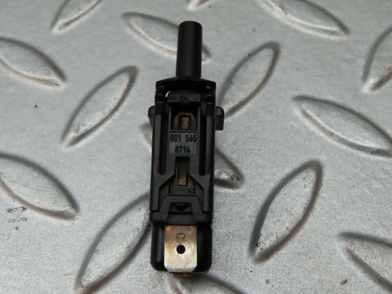 4307 Mercedes-Benz W123 230E Door Contact Switch 0015458714