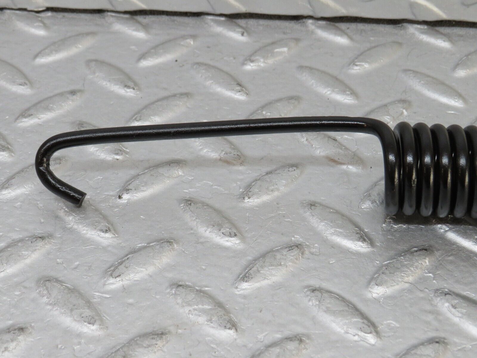 35784 Mercedes-Benz W108 Bonnet Hinge Spring