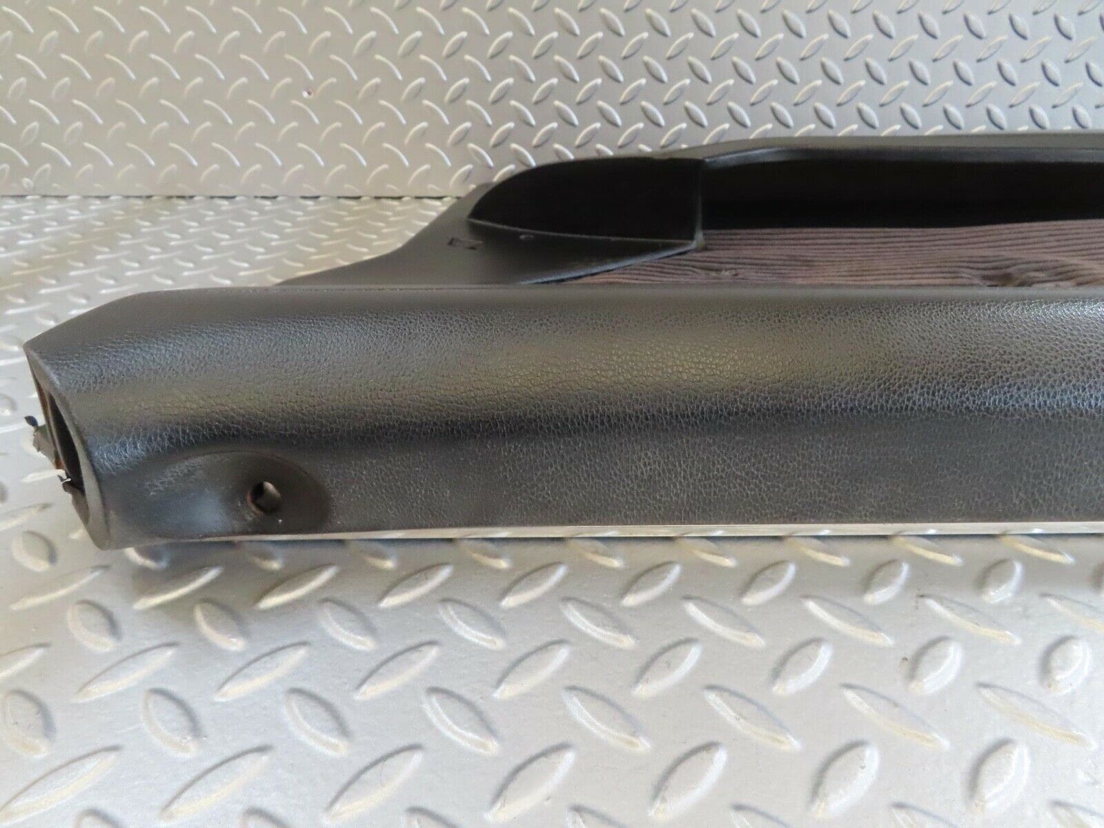 14247 Mercedes-Benz W116 350SE Front Right Door Card Black