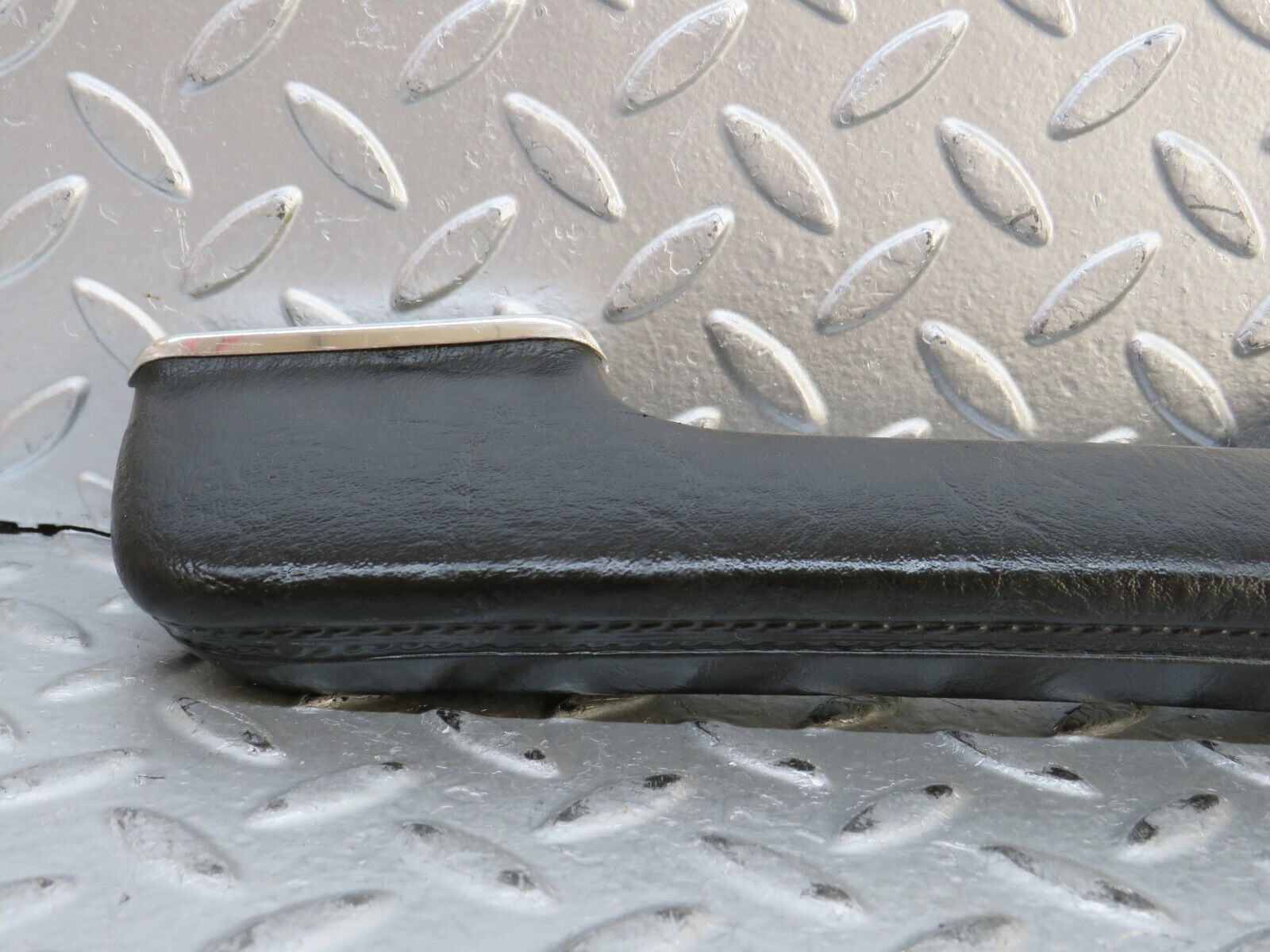 28262 Mercedes-Benz S123 240D Wagon Interior Door Handle Right  Black 12397020
