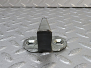 33372 Mercedes-Benz W202 C180 Door Lock Latch