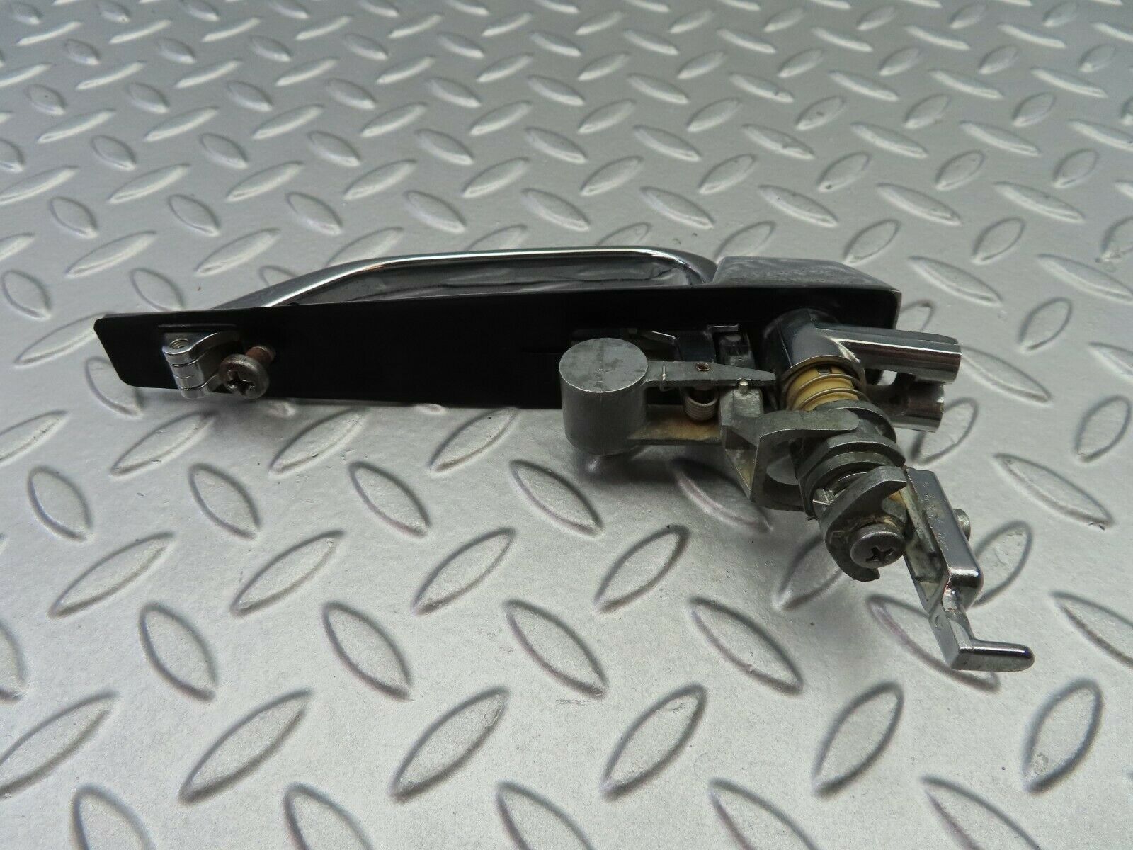 6853 Mercedes-Benz C107 350SLC Coupe Exterior Chrome Door Handle Right