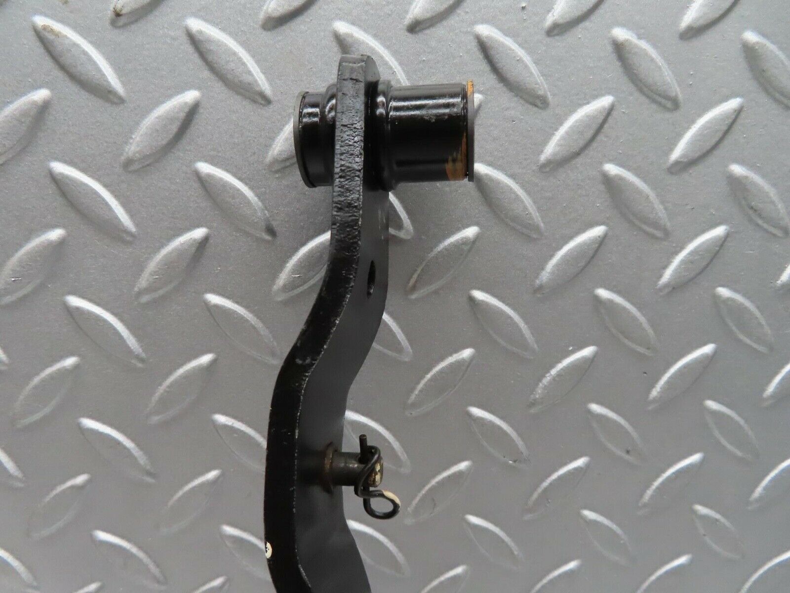 7020 Mercedes-Benz W123 230E Brake Pedal 1232910082