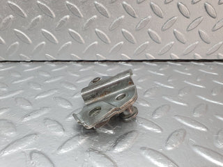 40796 Mercedes-Benz W123 300D Front Right Seat Belt Bracket