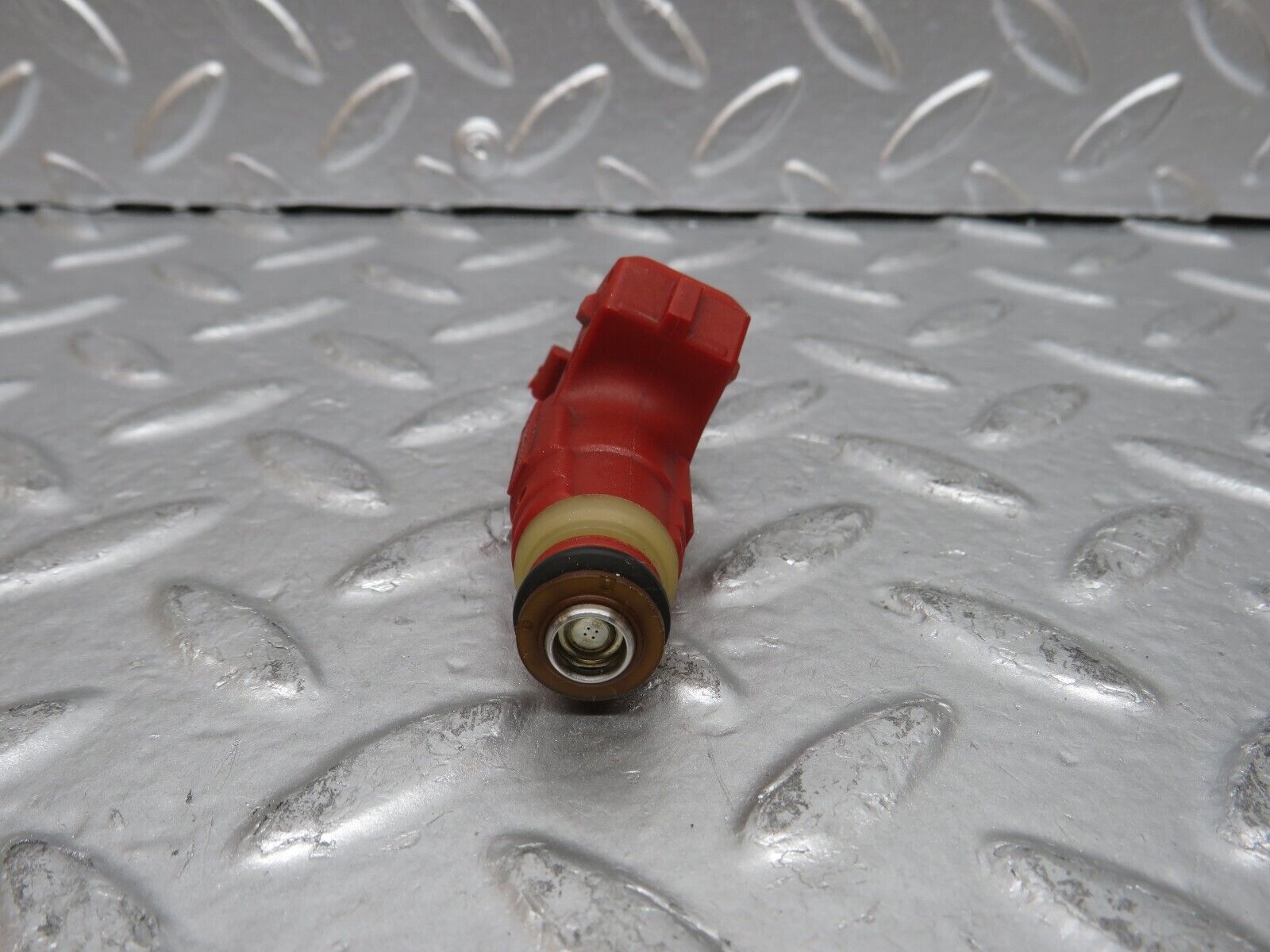 24913 Mercedes-Benz W140 S320 Fuel Injector Bosch 0000788623