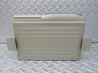 36502 Mercedes-Benz W201 190E 2.0L Disc Changer SONY CDX-727