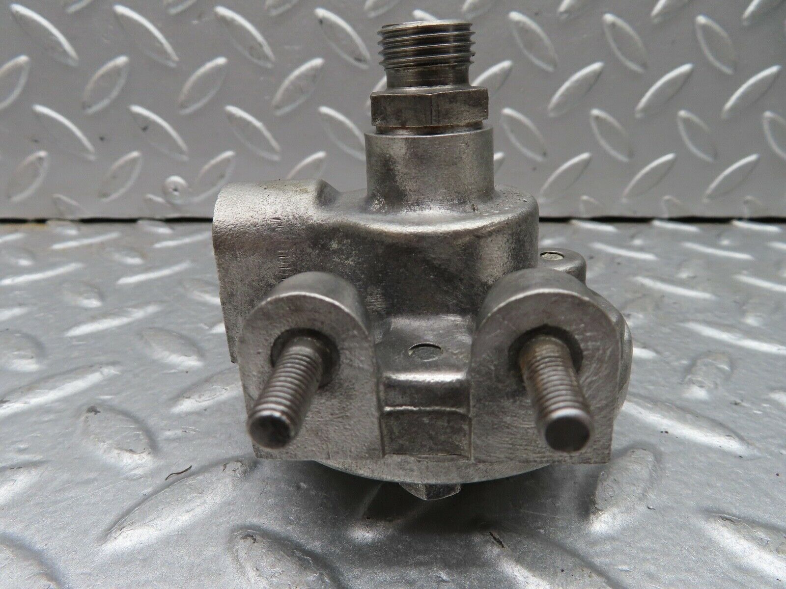 18236 Mercedes-Benz W111 220SE Coupe Fuel Backflow Damper Regulator 1270700268
