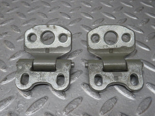 34915 Mercedes-Benz W210 320E Door Hinge Left Side