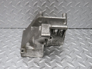 W201 Baby Benz power steering pump bracket used OEM