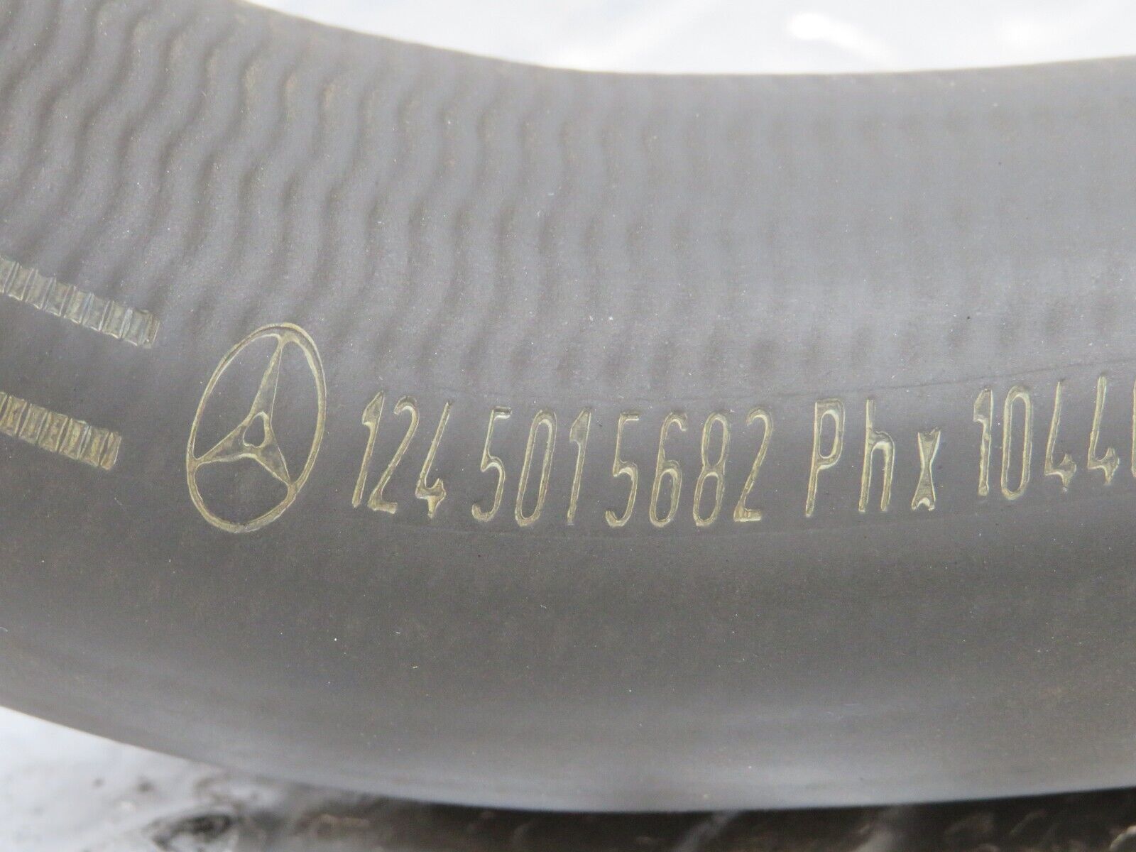 26419 Mercedes-Benz C124 220CE Radiator Hose Pipe Pair 1245015582 1245015682