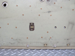 29617 Mercedes-Benz W123 230E Front Right Door Card Beige