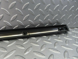 10290 Mercedes-Benz W116 Front Left Door Centre Moulding Trim