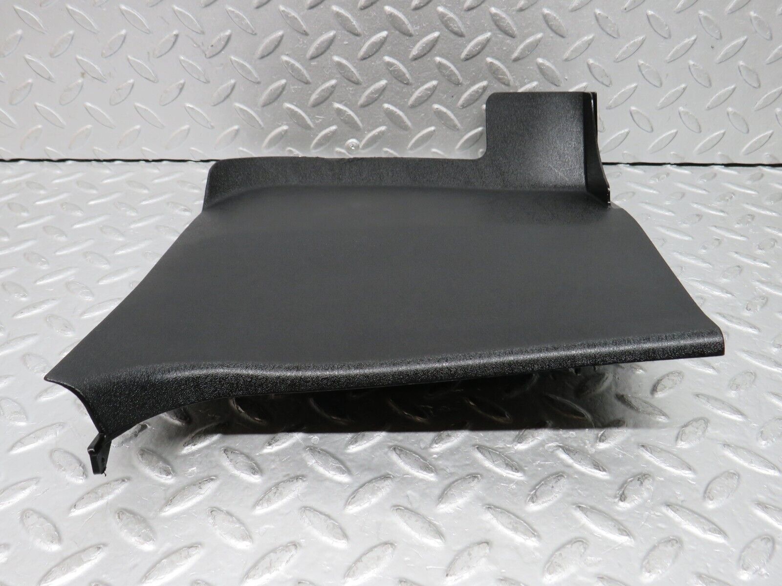 37850 Mercedes-Benz A124 320E Cabriolet Kick Panel Right Black 1246800306 1246880406