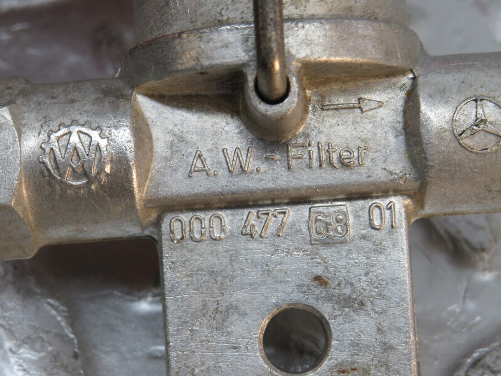 0334 Mercedes-Benz W120 180D Ponton Fuel Prefilter 0004776801