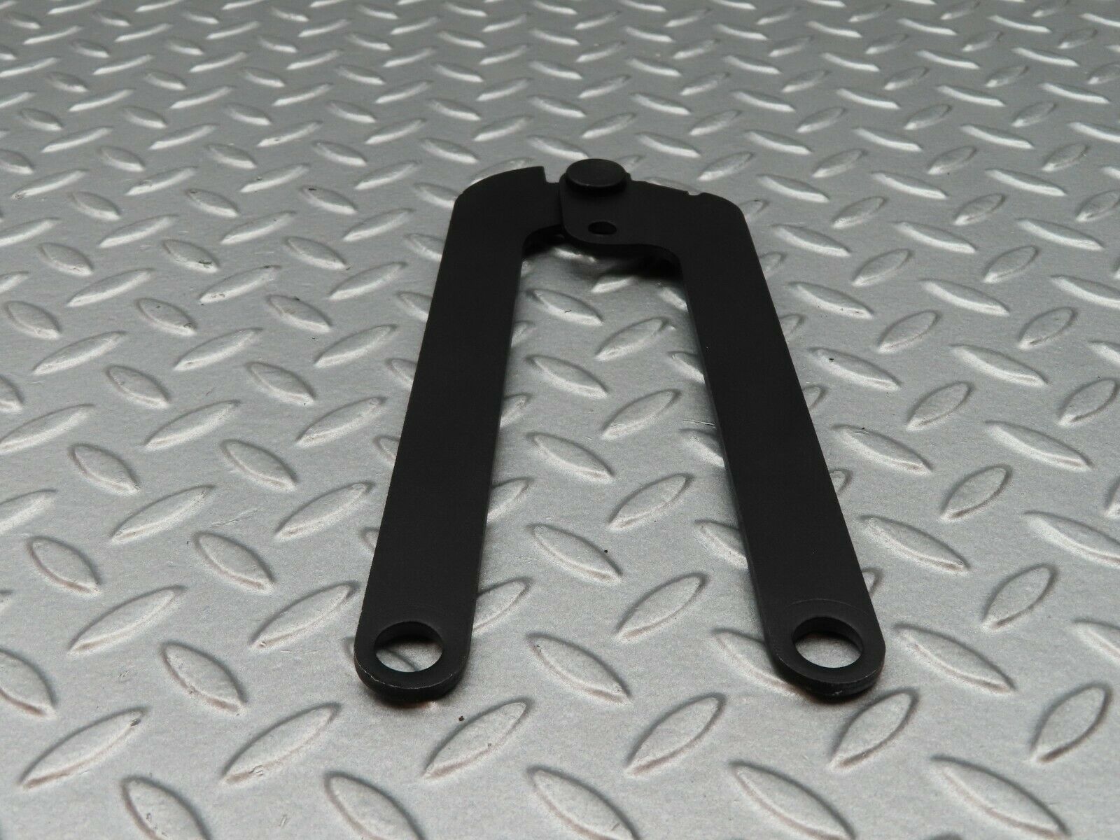 5095 Mercedes-Benz R107 350SL Coupe Right Bonnet Hinge
