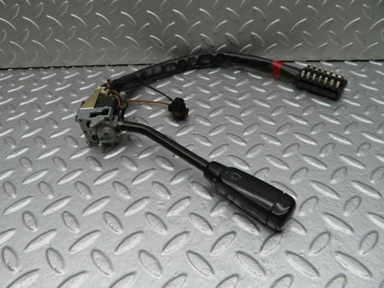 17970 Mercedes-Benz W123 200 Indicator Wiper Stalk