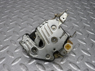 32452 Mercedes-Benz S124 300TE Wagon Front Right Door Lock Mechanism