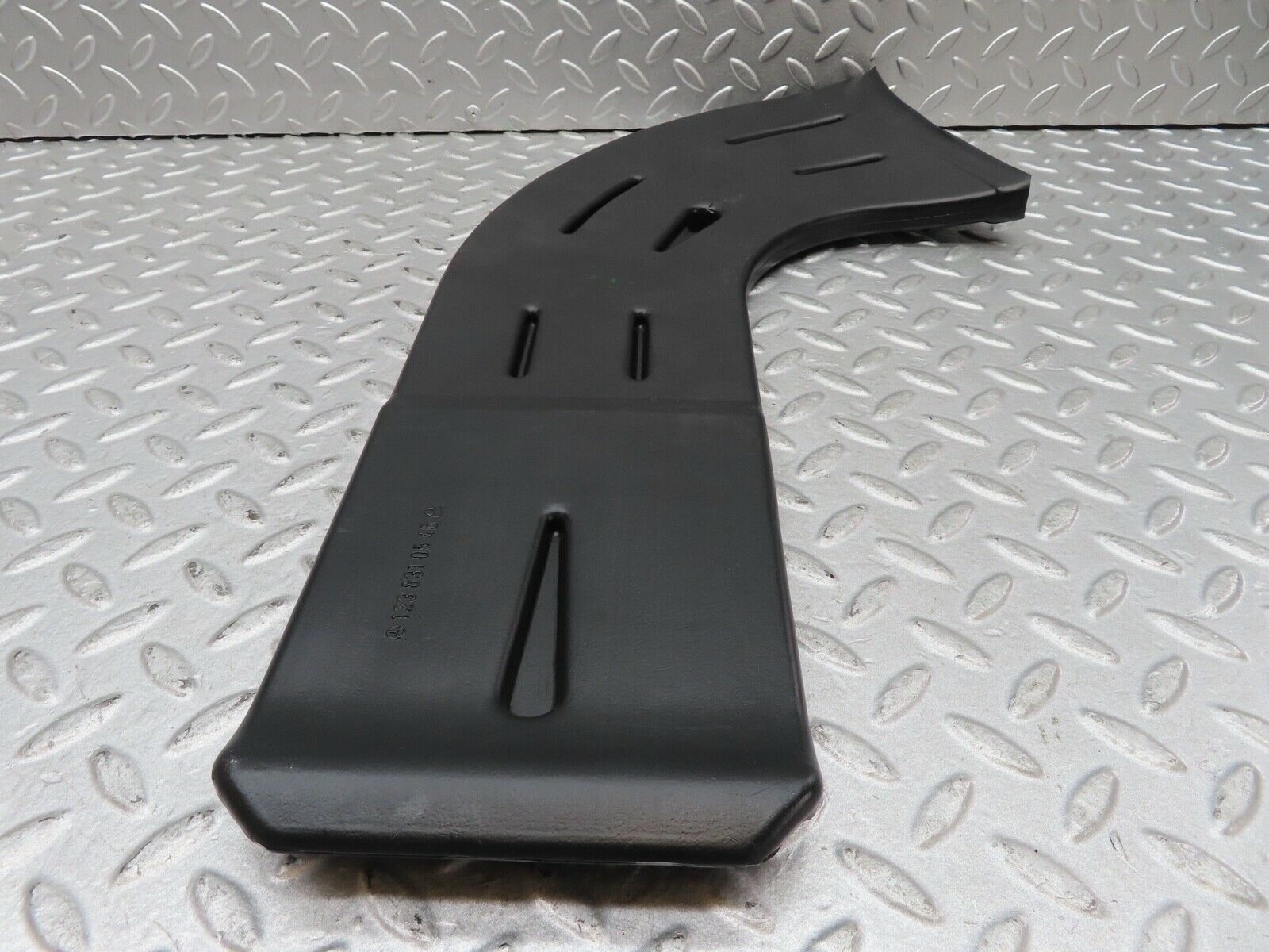16824 Mercedes-Benz C123 280CE Coupe Heater Air Duct Left Side 1238310546