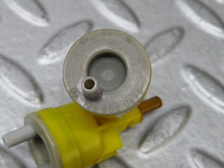 36902 Mercedes-Benz C126 420SEC Coupe Vacuum Check Valve Set 1268000078 1268000478