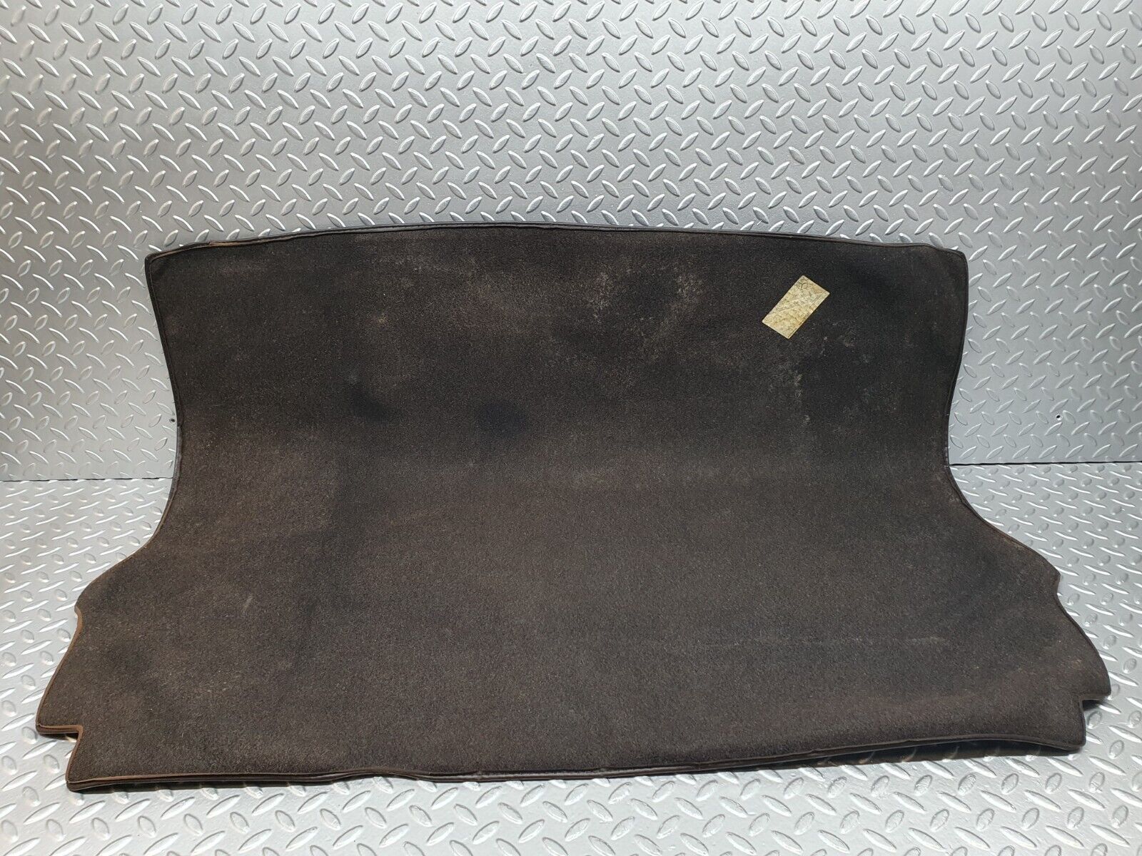 Original Floor Mat Set For Mercedes-Benz W126 SE – Gray Velours, Made In Germany