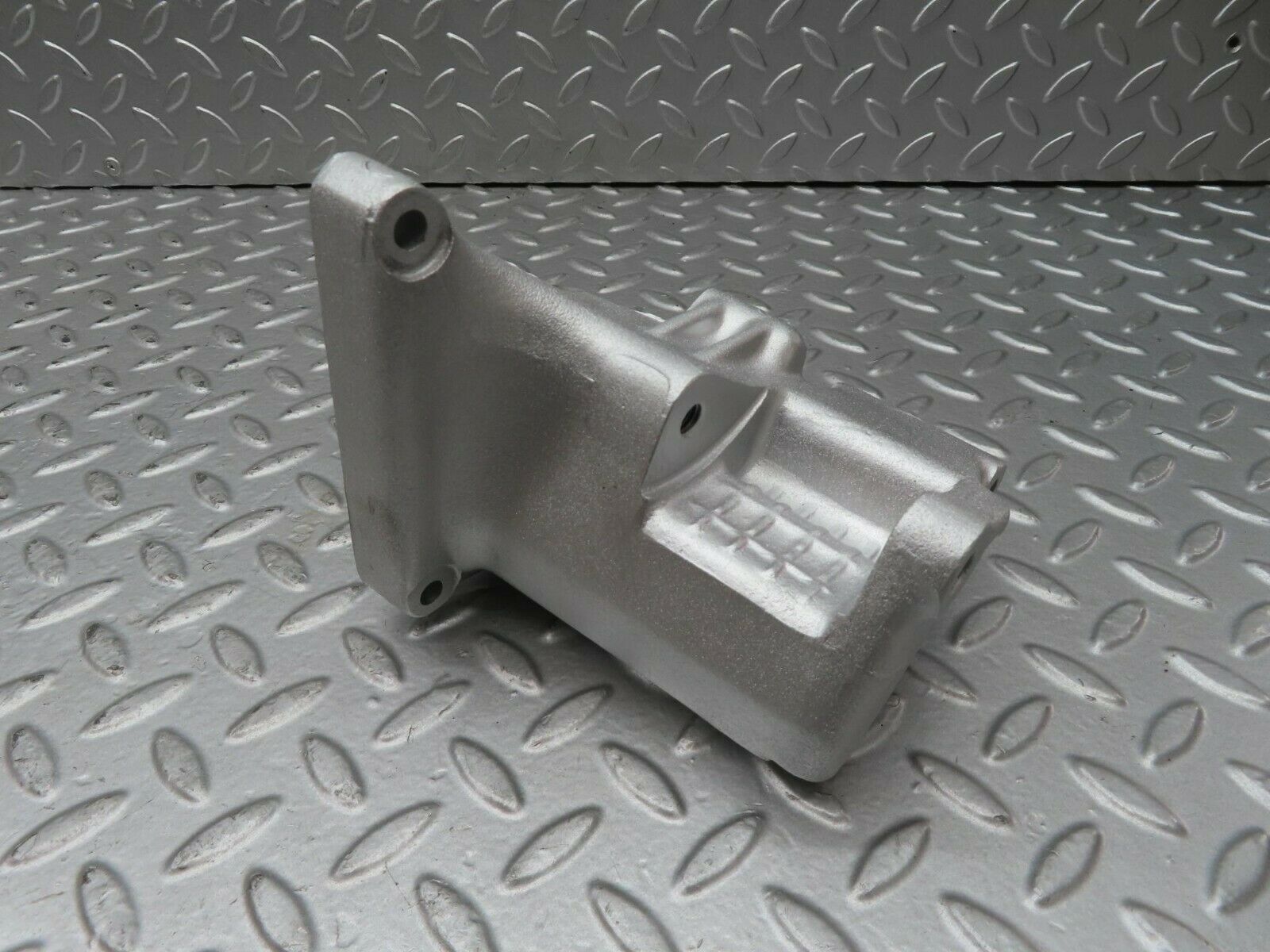 15605 Mercedes-Benz R107 450SL Alternator Generator Bracket 1161551135